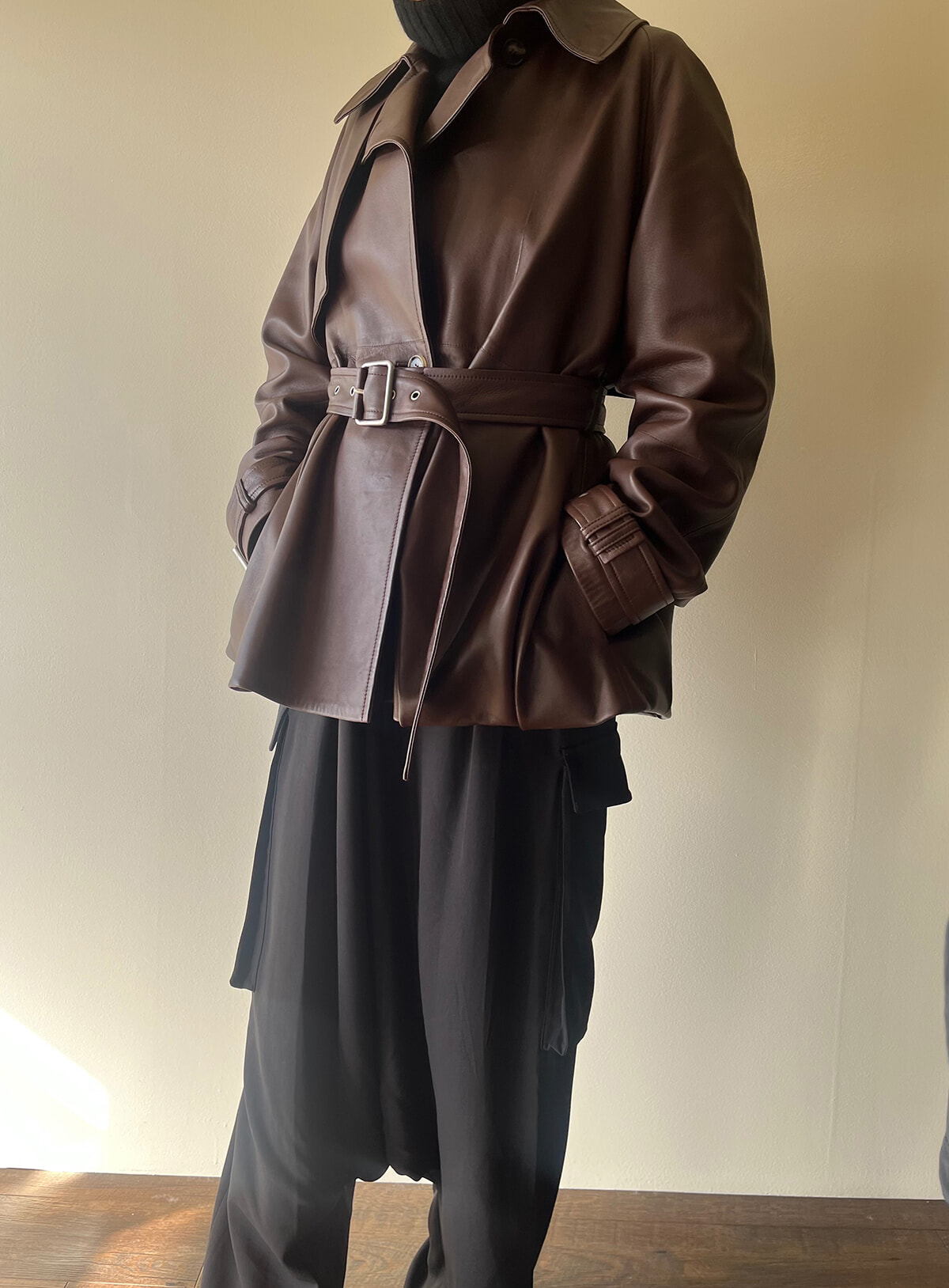 経年変化を楽しみたい、一生もののロエベのレザージャケット。｜編集