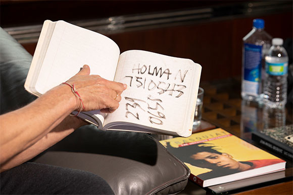 バスキアのパーソナルな思いが詰まった「ノートブック」とは