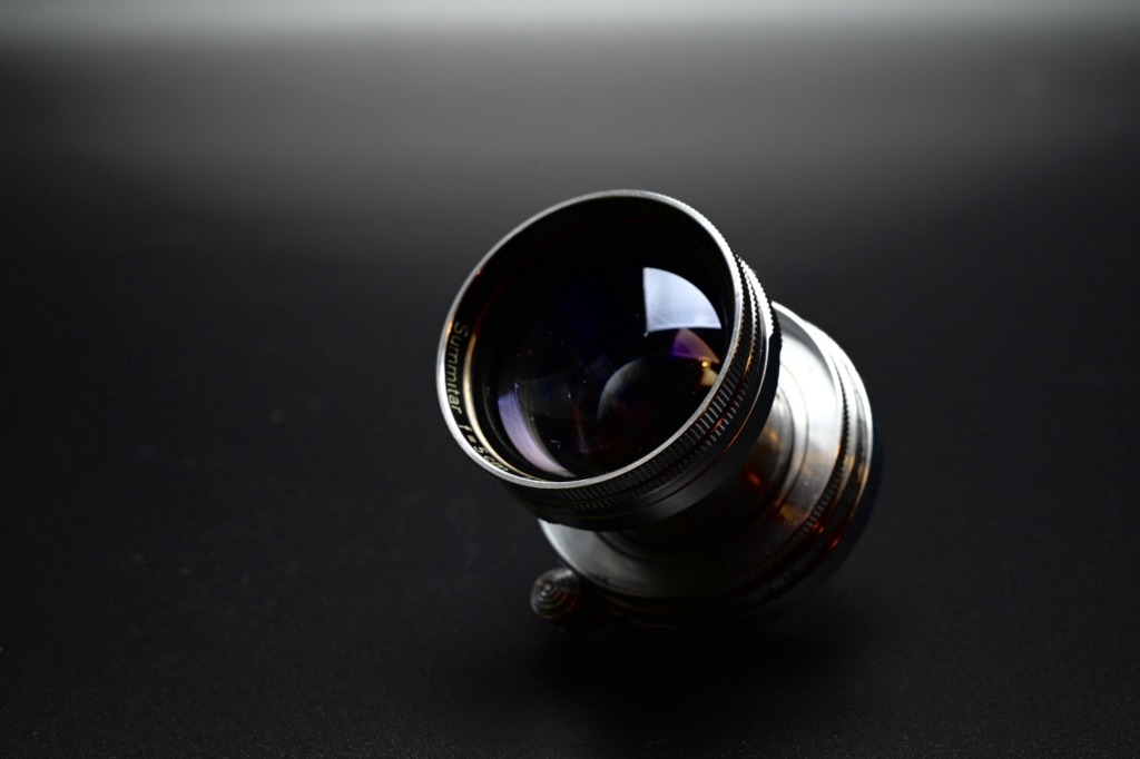 LEICA Summitar 5cm f2(後期型) | 前のめりに生きる！
