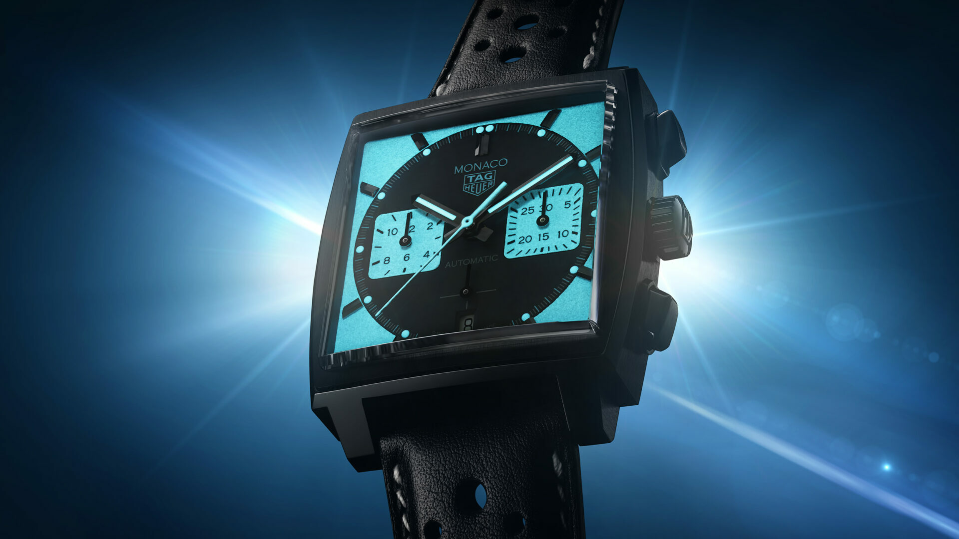 暗闇を駆けるタイムピース：タグ・ホイヤー モナコ ナイトドライバー