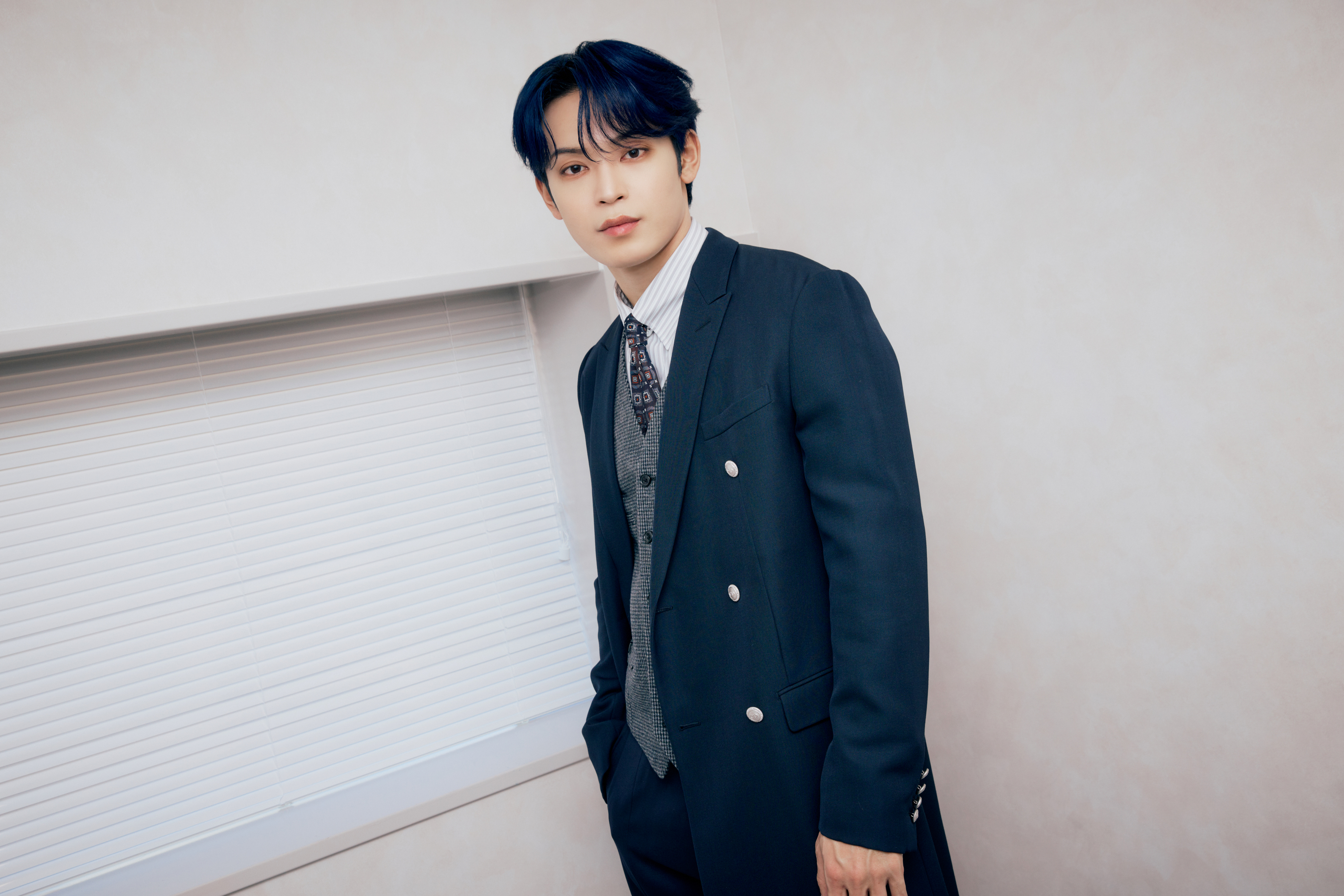 JO1 與那城奨、自らが企画・演出を考えた特別なソロステージ『LAPOSTA