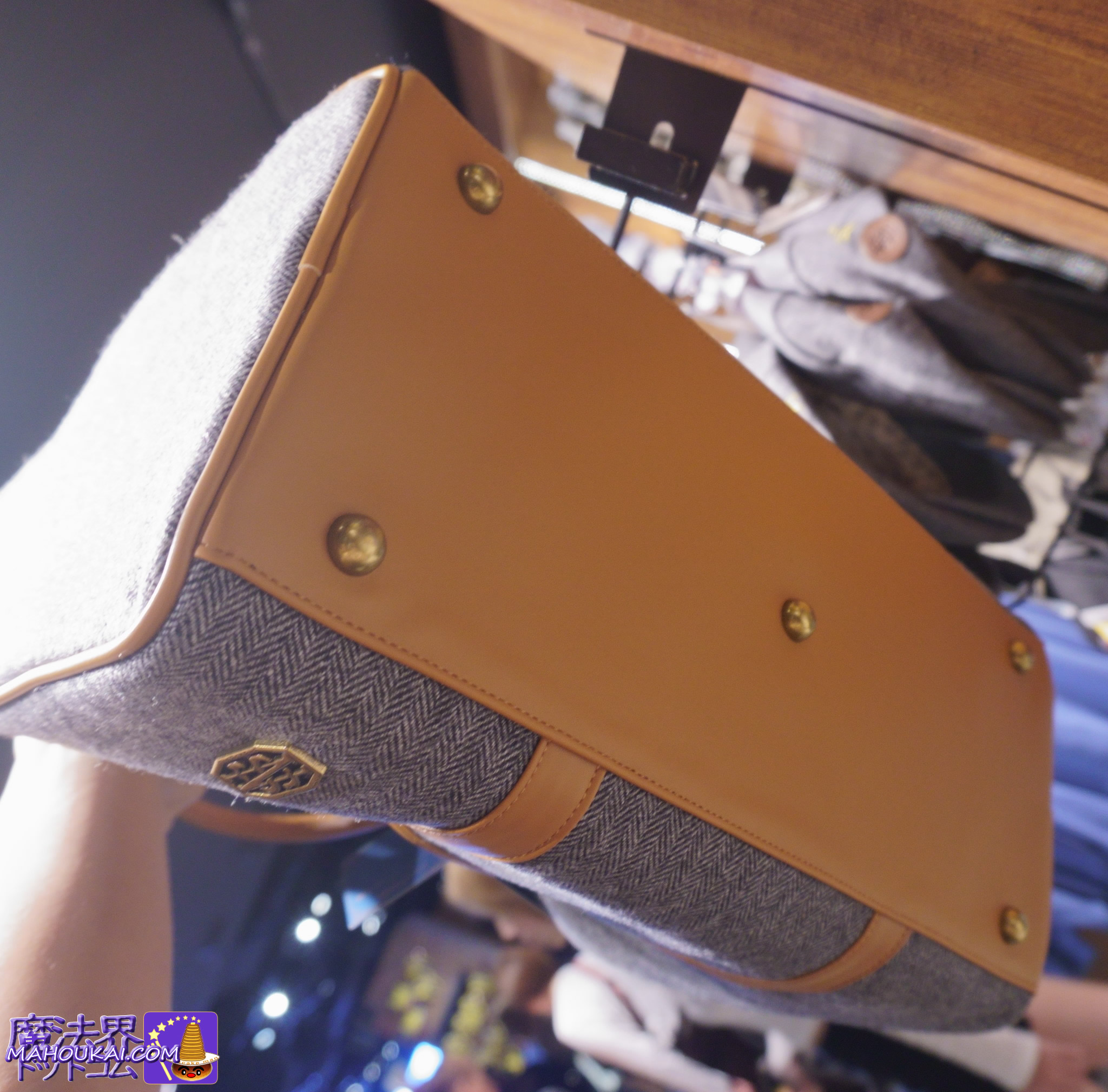 USJ新商品】ニュート・スキャマンダーのボストンバッグ、4寮ビッグ