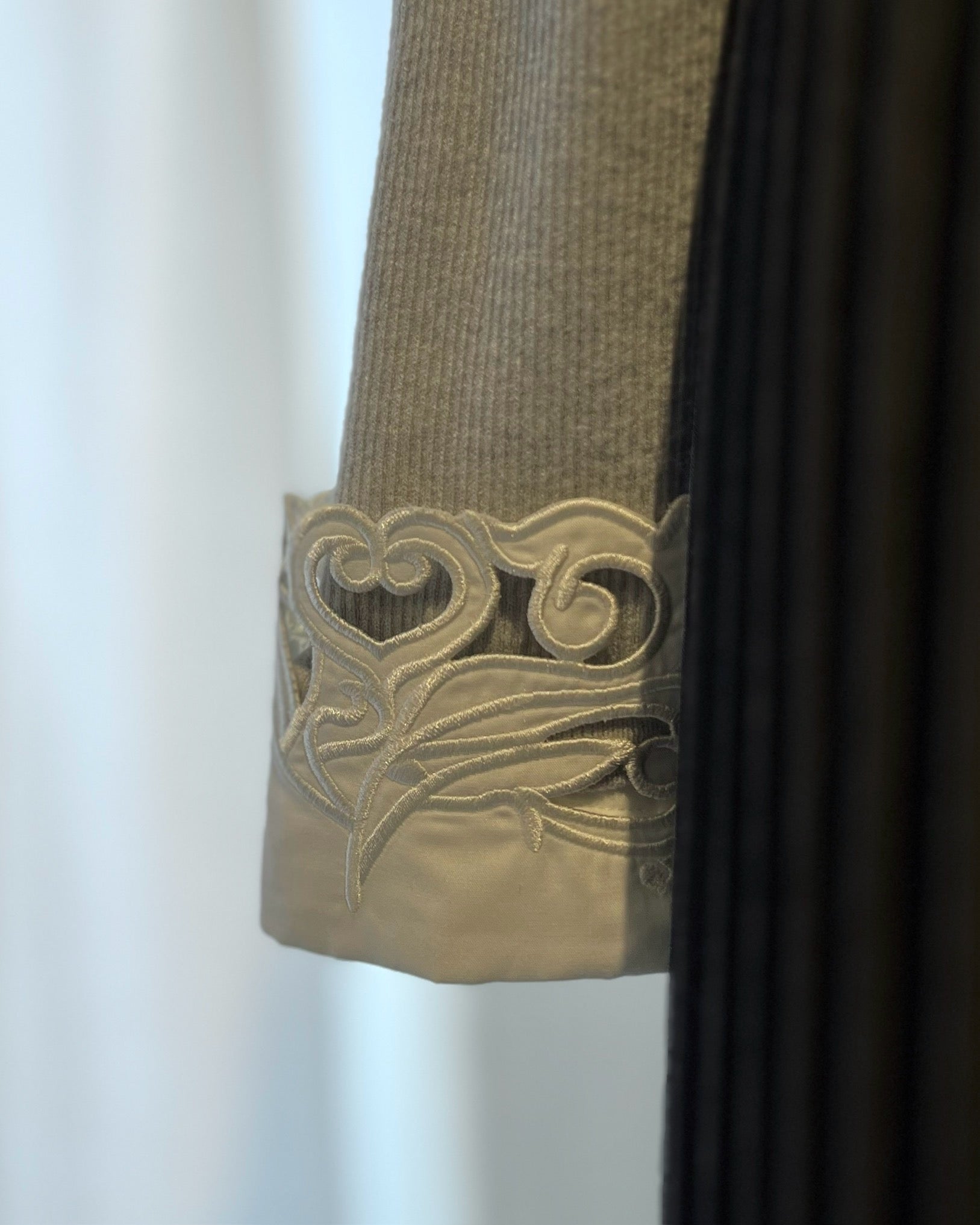 レースカフスリブニット – Maison Echelle