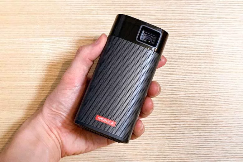 Anker Nebula Apolloレビュー】350ml缶サイズのAndroid 7.1搭載