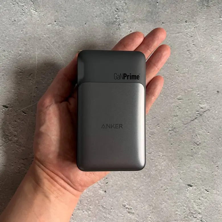 Anker Prime Power Bank (9600mAh, 65W, Fusion)をレビュー！ノートPC