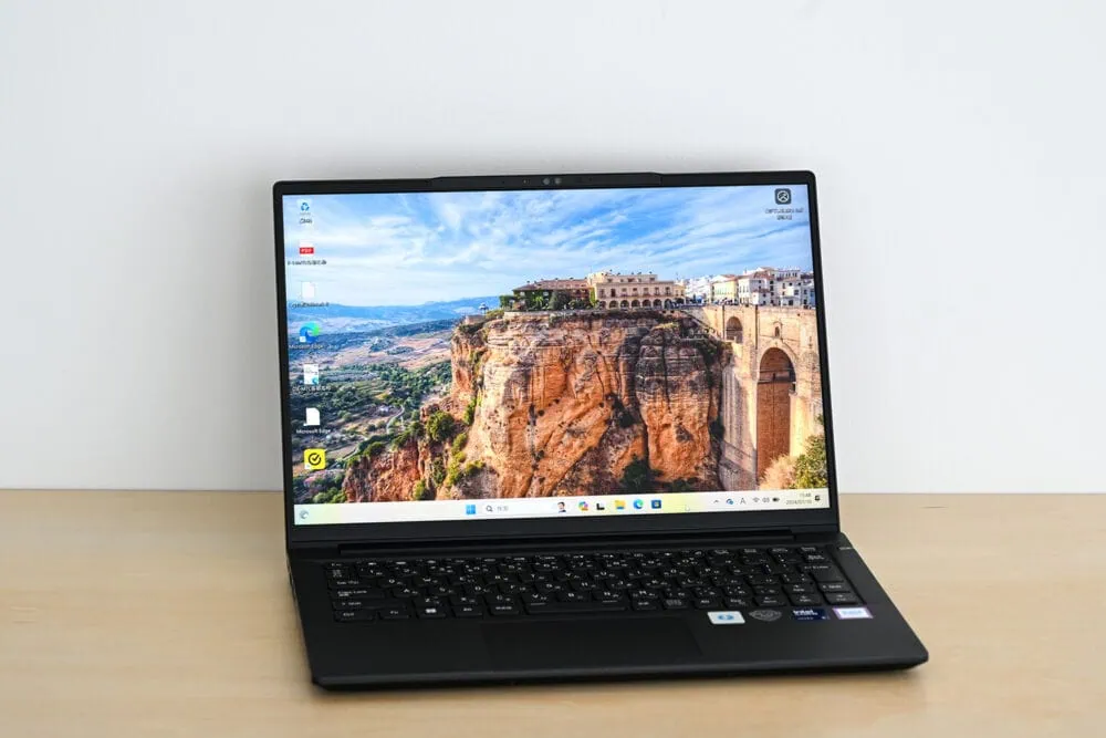 THIRDWAVE F-14MTLをレビュー！超軽量＆堅牢ボディのドスパラ14型