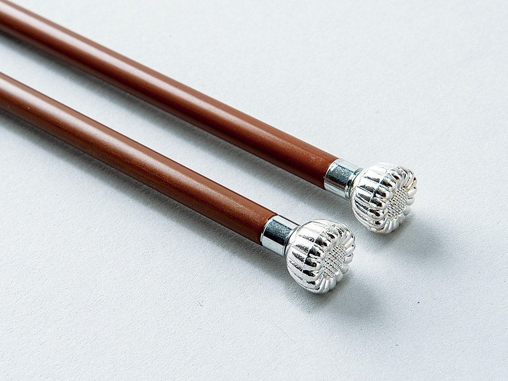 菊頭飾火箸 | すべての商品 | 淡交社 茶道具と茶席のきものオンライン