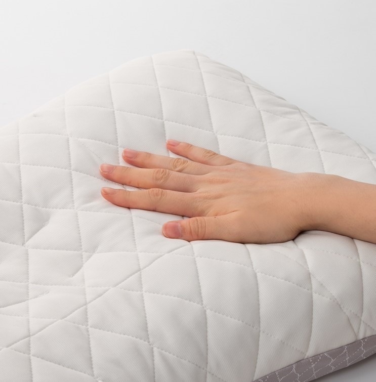 西川 ファインクオリティ 枕 【低】 ロー 備長炭パイプ ファイン