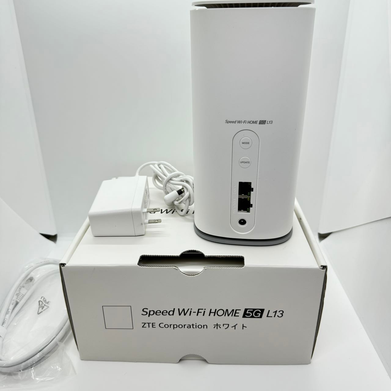 中古品]Speed Wi-Fi HOME 5G L13 [ホワイト] ZTR02 ホームルーター