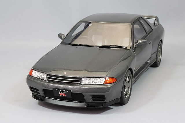 オットー 1/18 日産 スカイライン GT-R R32 1993 グレー | すべての