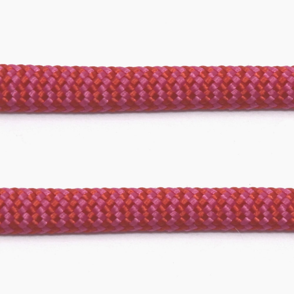 Z156 / TIGER パラコード 4mm / 中紅〈1束(30m)〉:がまぐち口金・各種