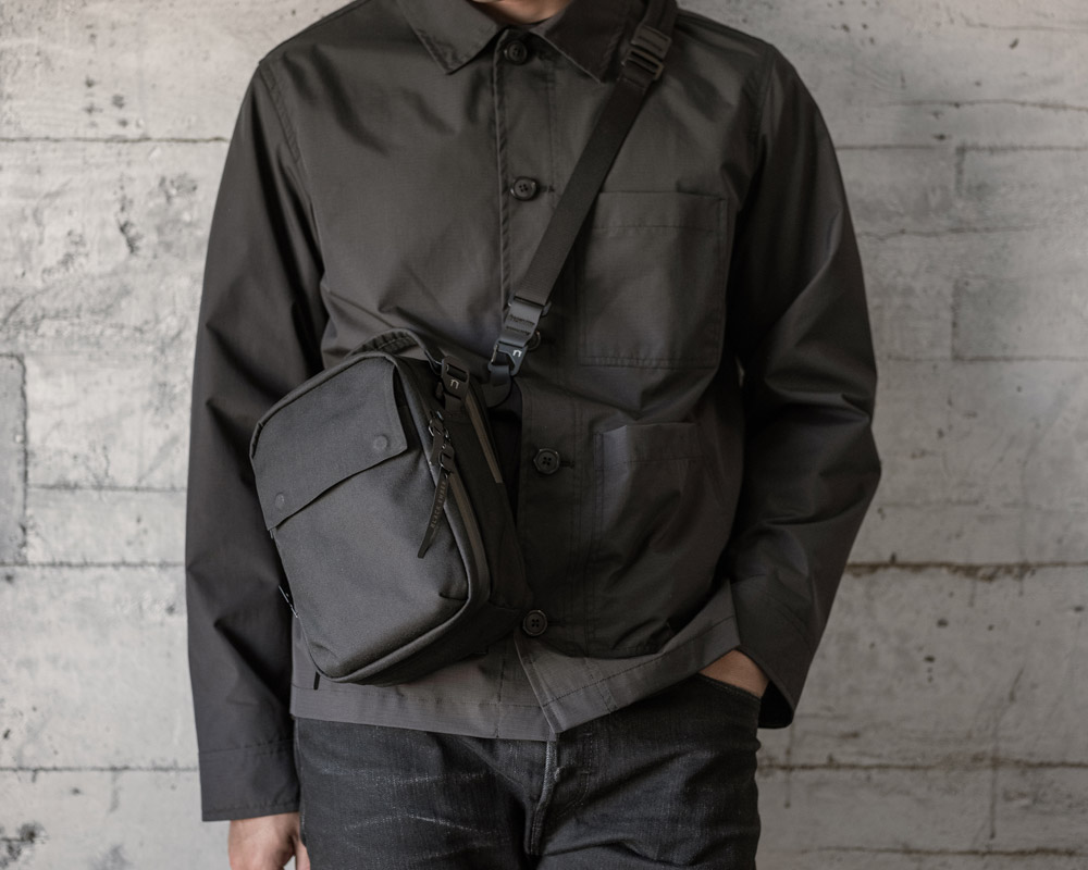 BLACK EMBER/ブラックエンバー｜コンパック/ボディバッグ｜KOMPAK