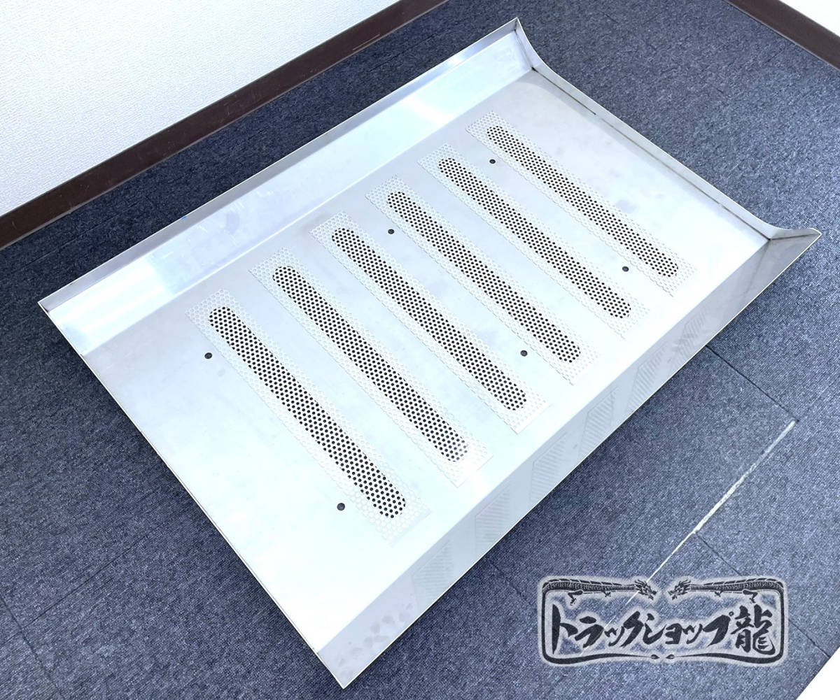 ステンレス マフラーカバー 鱗柄 パンチング板張り 6穴 三菱ふそう 17