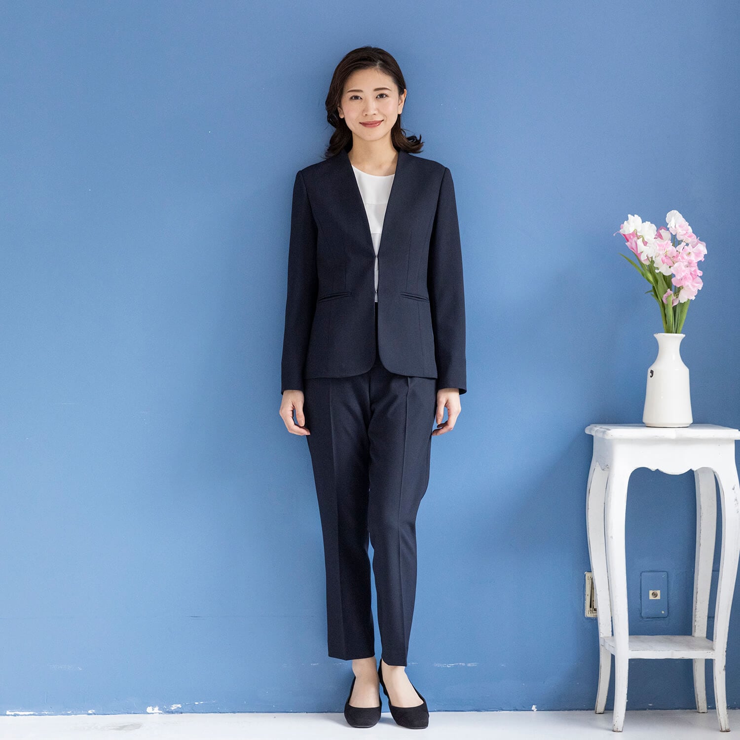 商品番号2002310]カラーレスジャケット×ストレートパンツのネイビー