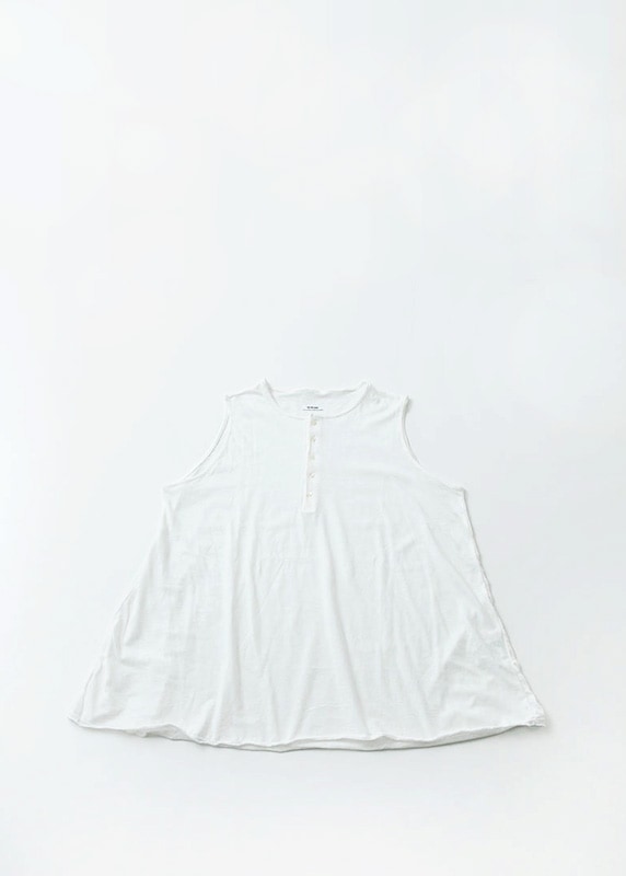 大人カジュアルのレディースコーデならVeritecoeur(ヴェリテクール)