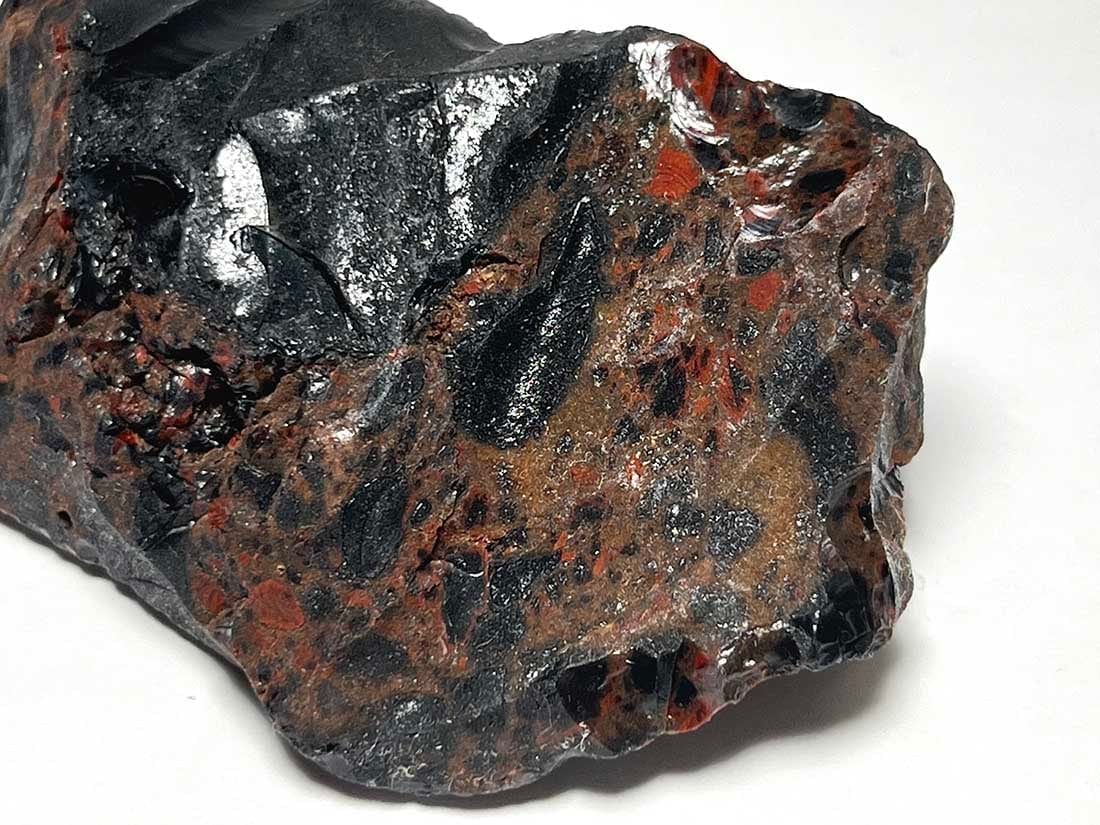 北海道白滝村(旧)産 黒曜石(花十勝/紅十勝石)