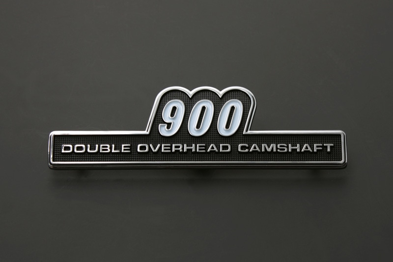 初期型900エンブレム (スピードナット付き) | 車種から,Z1/Z2,ボディ