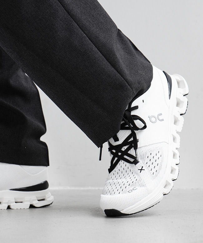 3ME30040791]On(オン) Cloud X 4 クラウドX4 メンズ シューズ