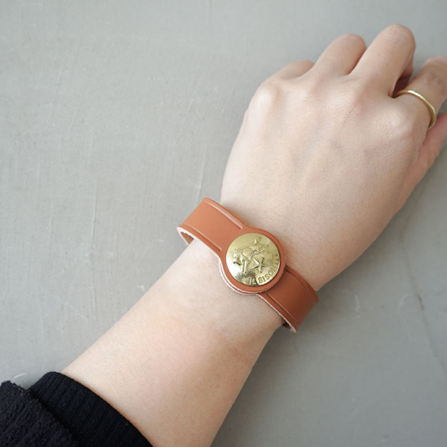 国内正規販売店】[54222-3-04197]IL BISONTE(イルビゾンテ