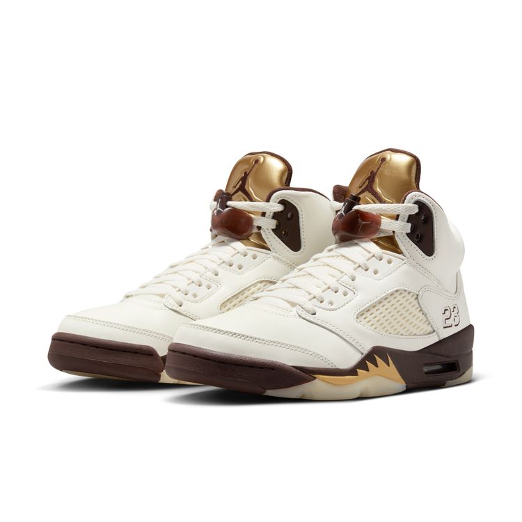 JORDAN BRAND SP25 1/22 WMNS AIR JORDAN 5 RETRO アース/メタリック