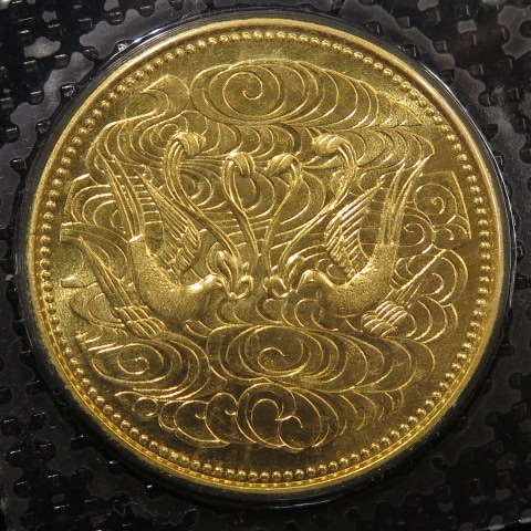 記念硬貨】天皇陛下御在位60年10万円金貨 昭和61年 （未使用