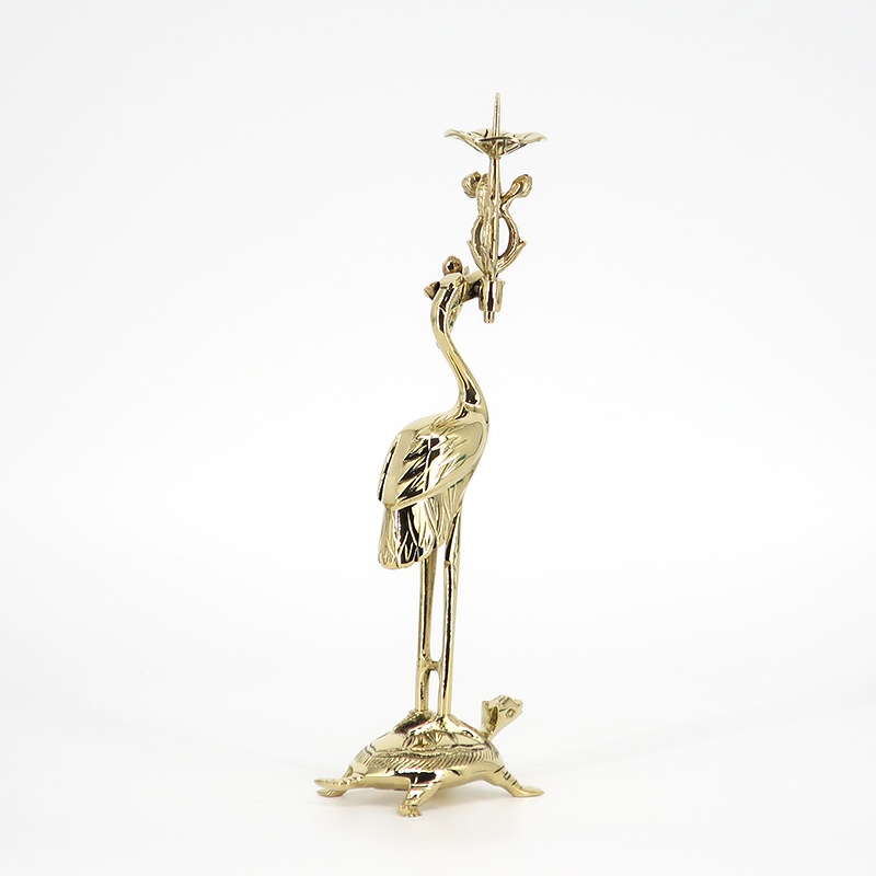 送料無料】国産仏具 鶴亀燭台 上彫火立(右) 磨き 2.5寸～4.5寸｜お仏壇