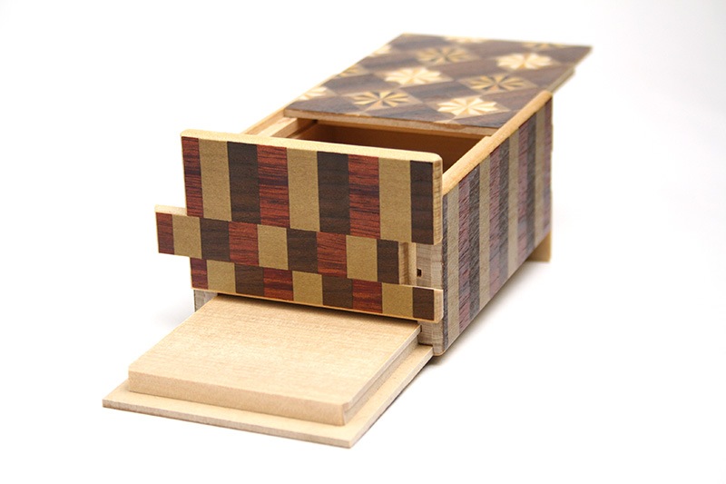 秘密箱7回仕掛け 二重底 | 秘密箱 | 寄木細工専門店 箱根丸山物産