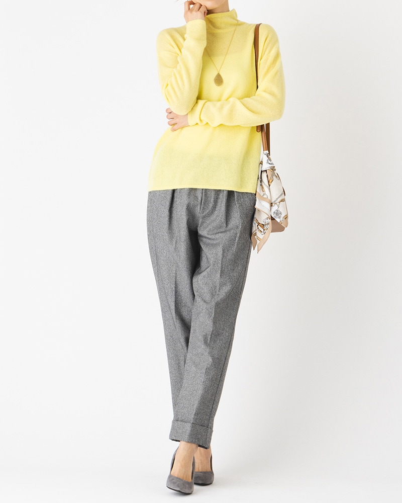 カシミヤ100％エアリーニットハイネックプルオーバー | TOPS | 元町