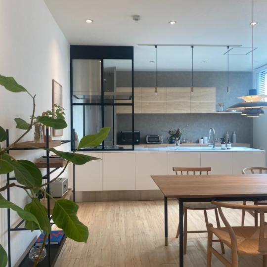 Hexagon 無垢 E17 CTSH LIGHT. z／a . ONLINE STORE