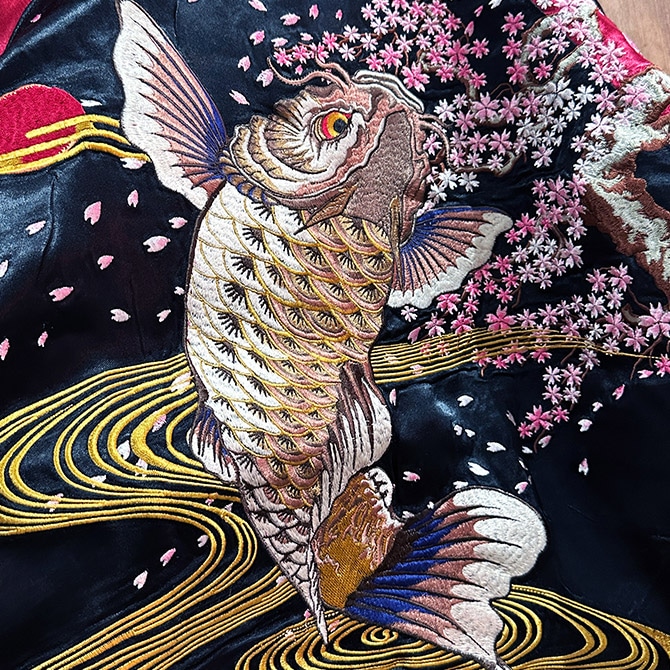 Sサイズ]桜と鬼鯉柄刺繍リバーシブルスカジャン｜和柄｜横須賀