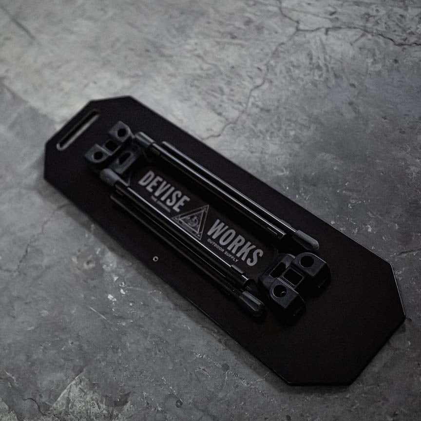 DEVISE DECK ブラック紋章 | DEVISE WORKS | キャンプ用品