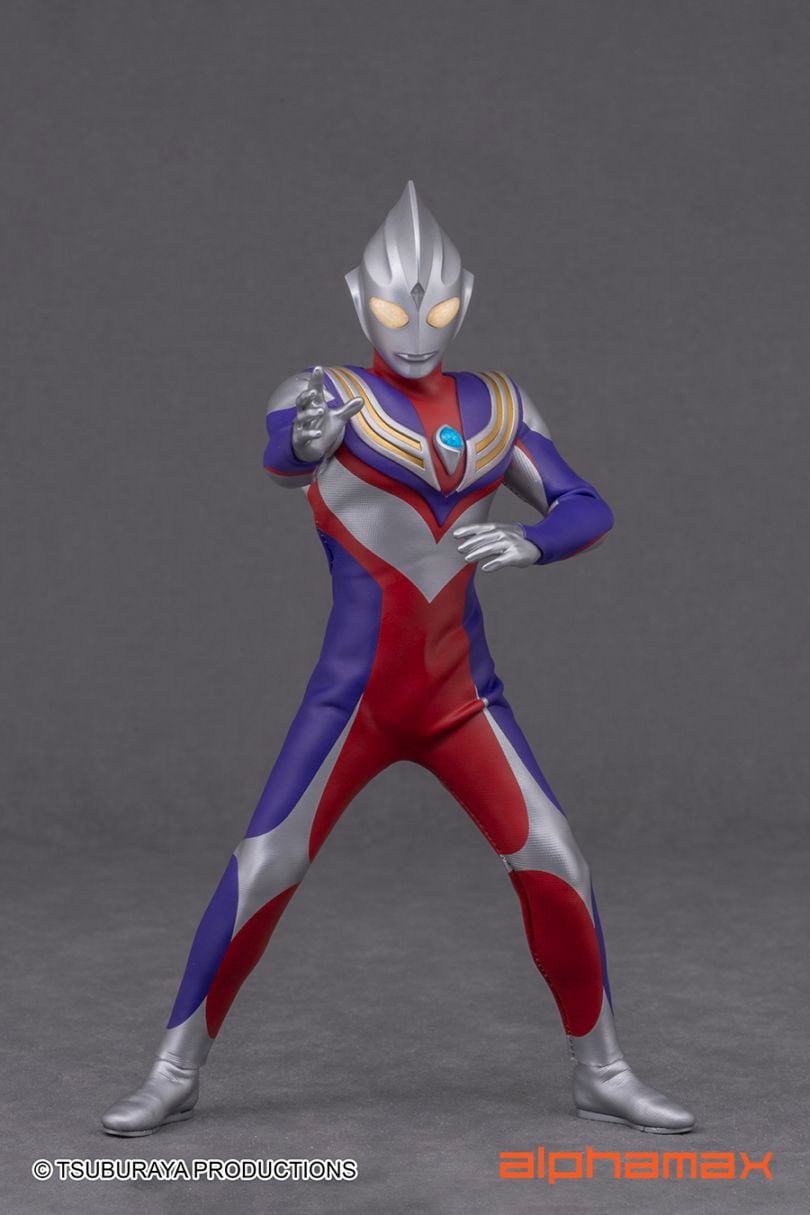 Alphamax ウルトラマン ガイア ULTRAMAN AGUL V2 Action Figure