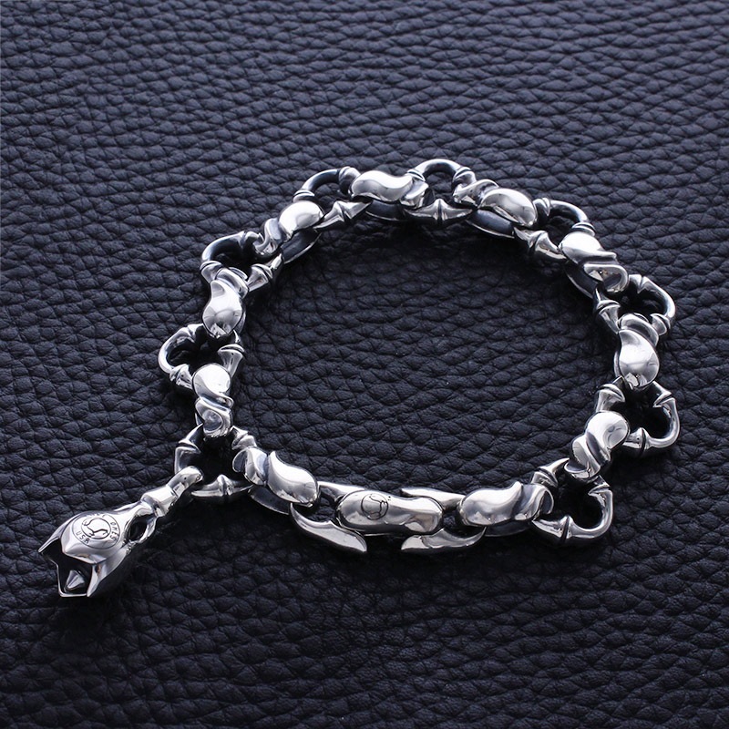 カレシス ブレスレット (S) ウィズ 1 ティアー ベル | キスアンド