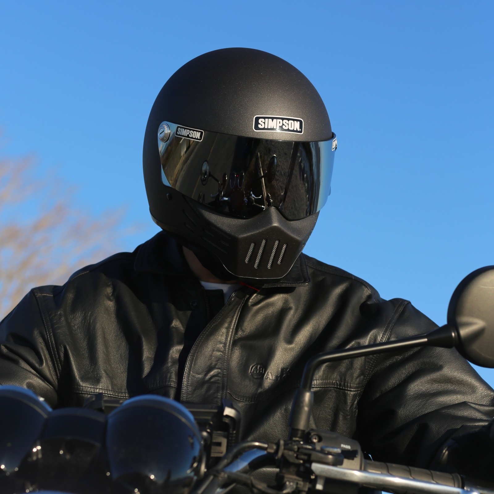 SIMPSON M30 ストーンブラック | SIMPSONヘルメット公認オンラインストア