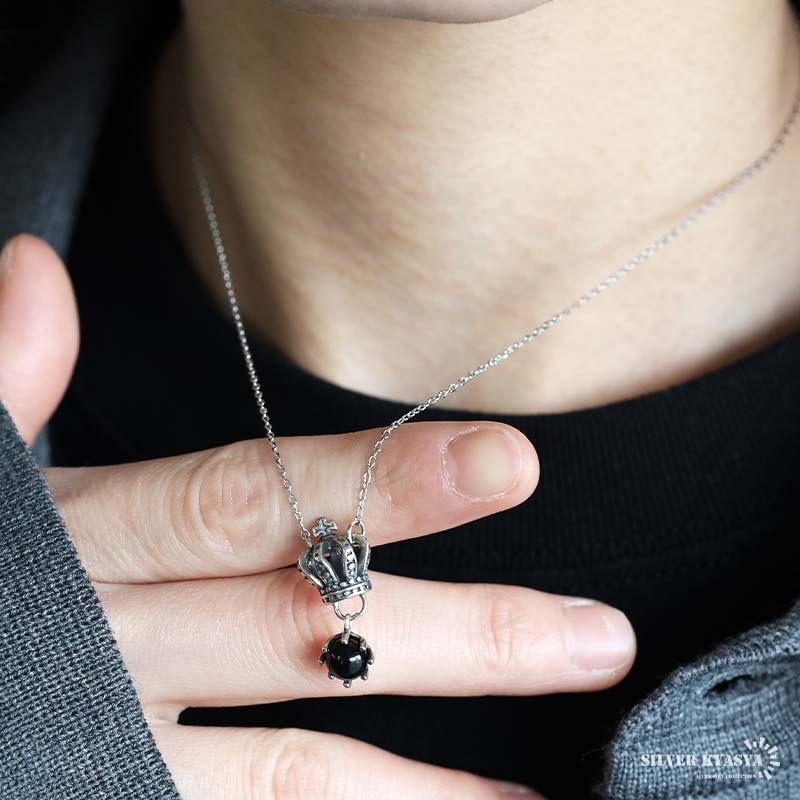 シルバー925 クラウンとブラックオニキスのネックレス [cn001