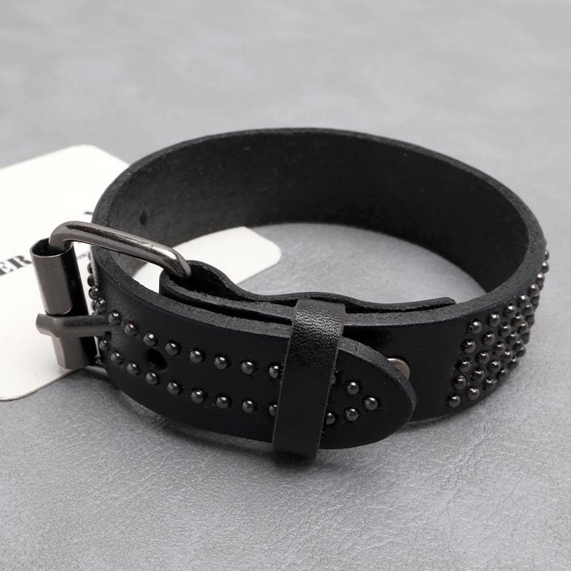 スタッズ レザーバングル ブラック [b829] | スタイルで探す,ゴシック