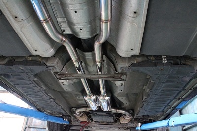 ニッサン スカイライン ワンオフ マフラー 【型式：DBA－V36