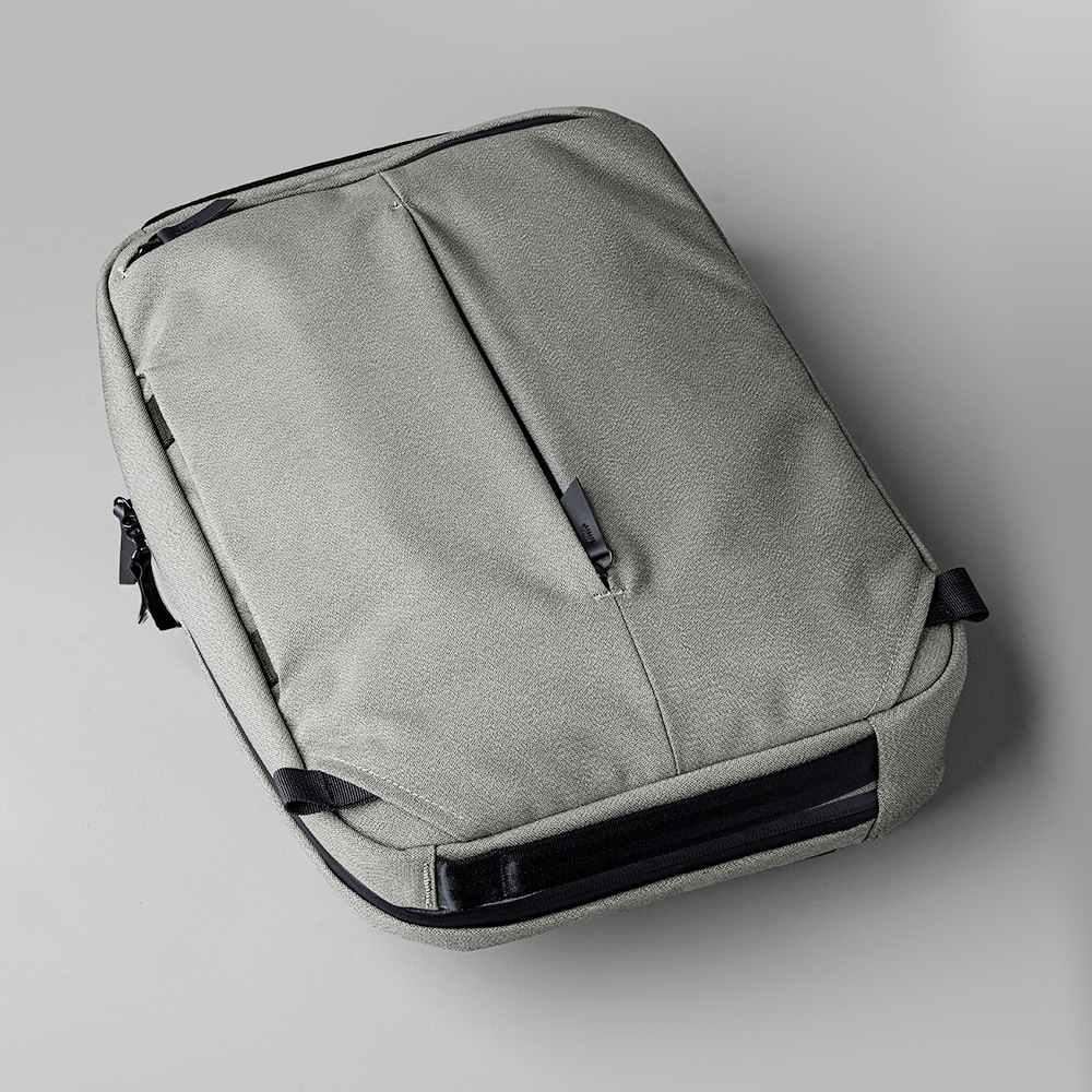 ELEMENTS TECH BRIEF PRO | BACKPACKS | 【公式】ALPAKA (アルパカ)