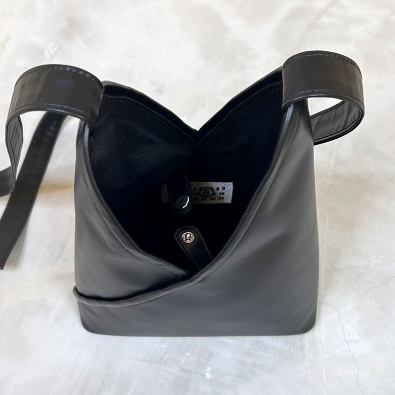 MM6 メゾンマルジェラ】バック の通販｜正規取扱店 ANNE onlinestore