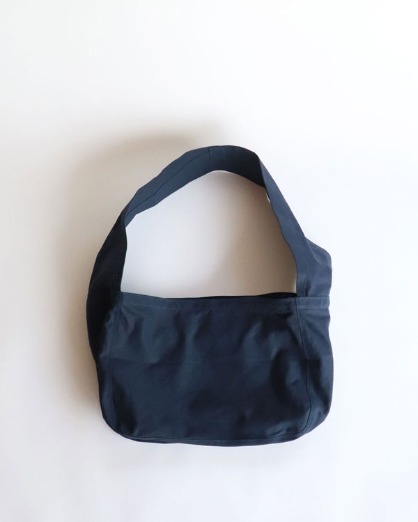 LABOR DAY レーバーデイ｜NEWSPAPER BAG ニュースペーパーバッグ【NAVY】