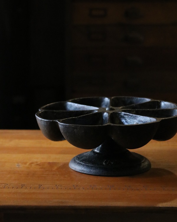 Cast Iron Nail Cup｜ネイルカップ A