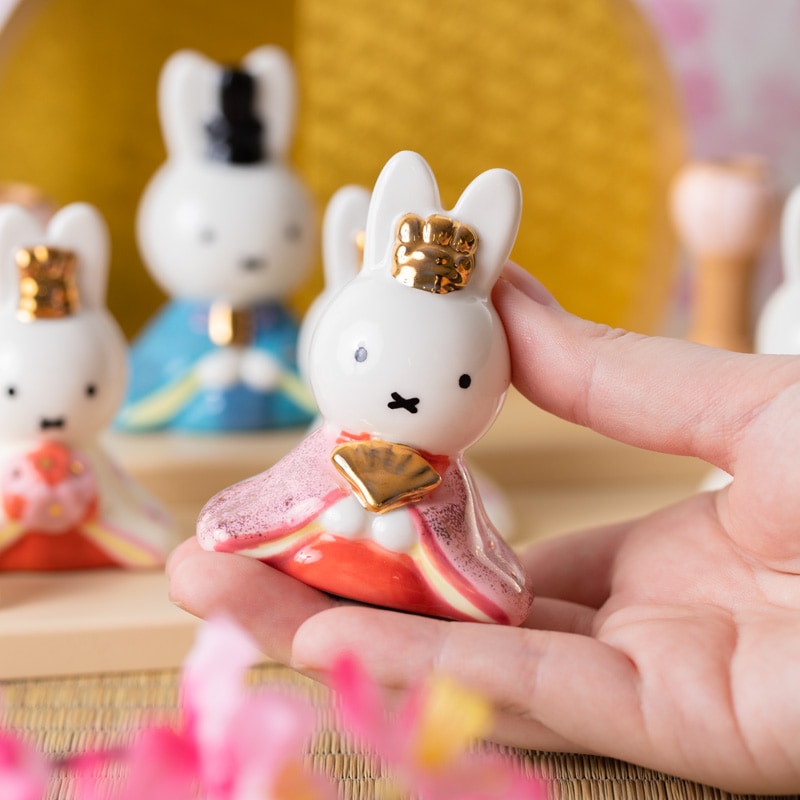 ミッフィー 磁器五人飾り | すべての商品 | | ミッフィーのお花屋さん