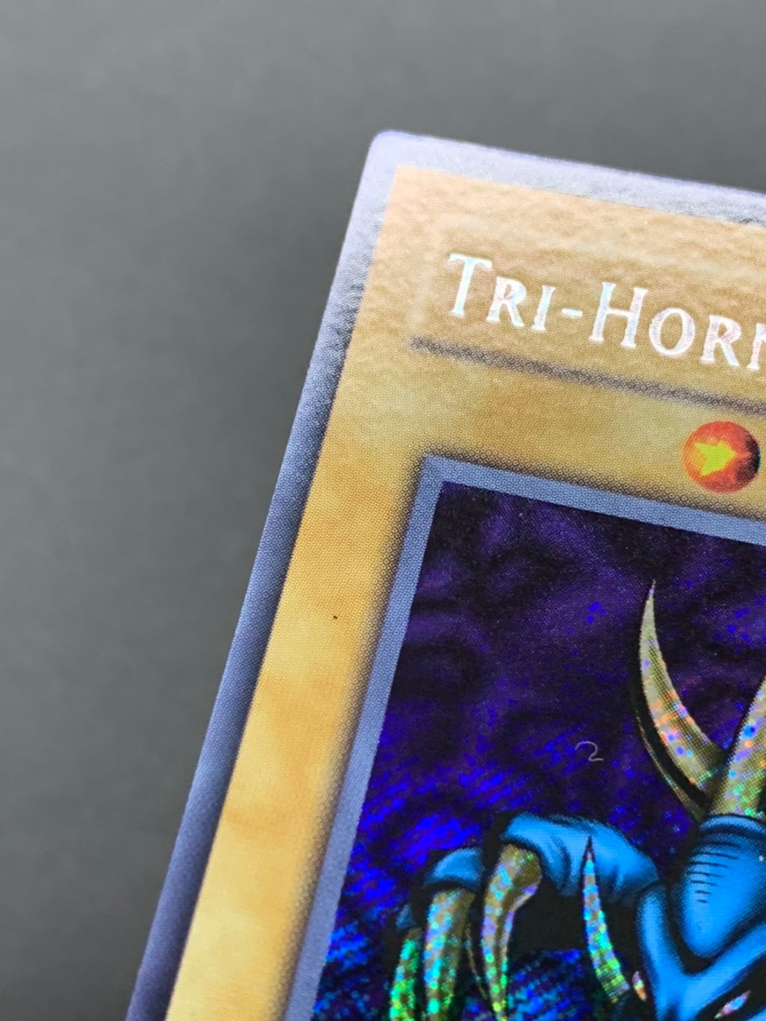 TRI-HORNED DRAGON /トライホーン・ドラゴン[旧ｱｼﾞｱｼｰｸﾚｯﾄ]《1st》(LOB