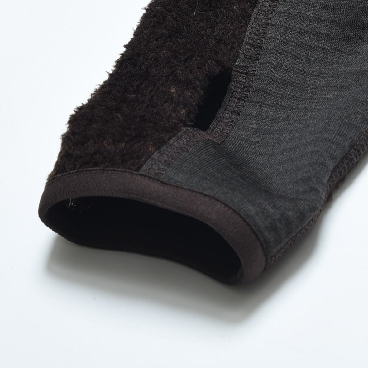 charbon / POLARTEC HYBRID FLEECE HOODIE BLACK