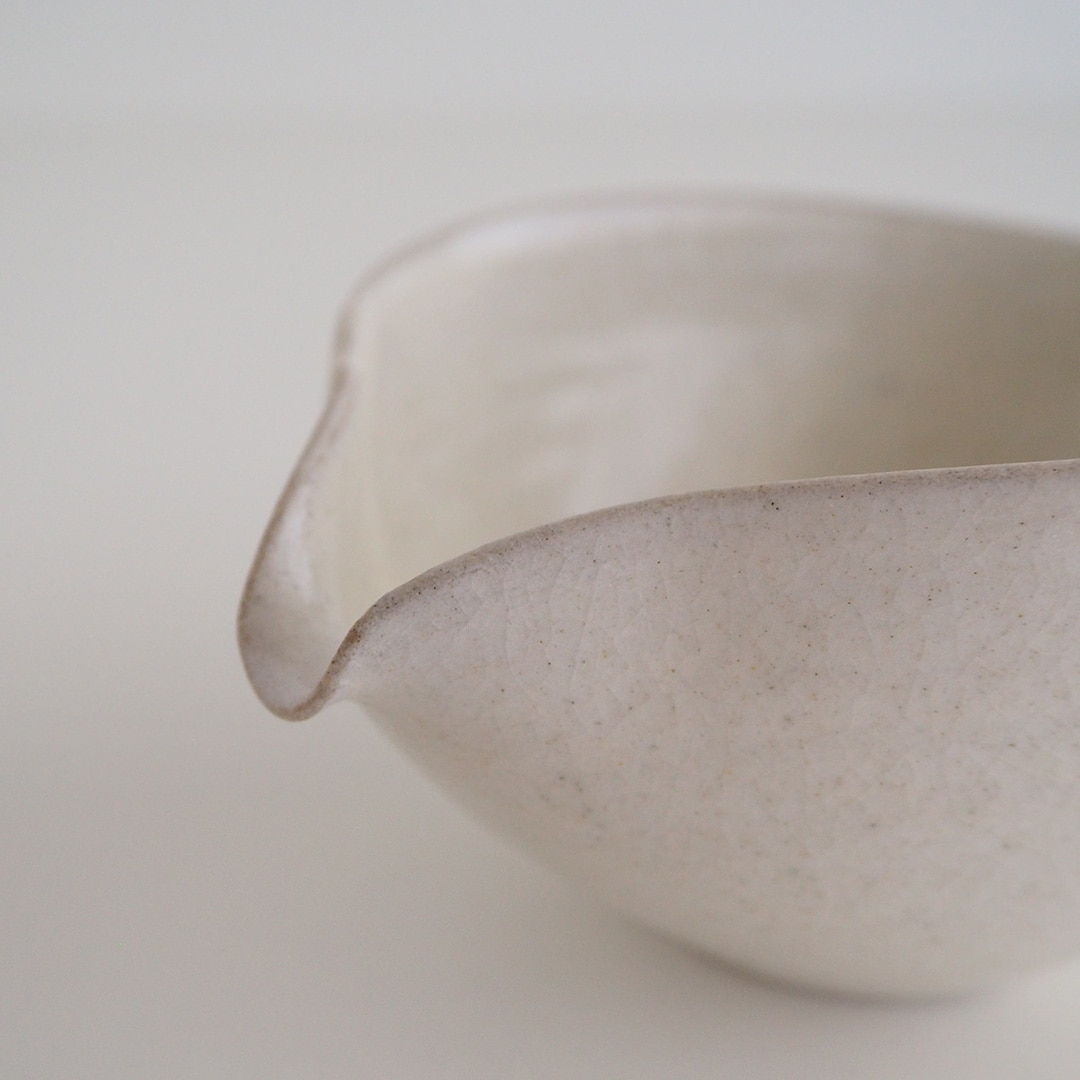 粉引/片口鉢/小 | 唐津焼sakata | 糸島くらし×ここのき 公式通販サイト