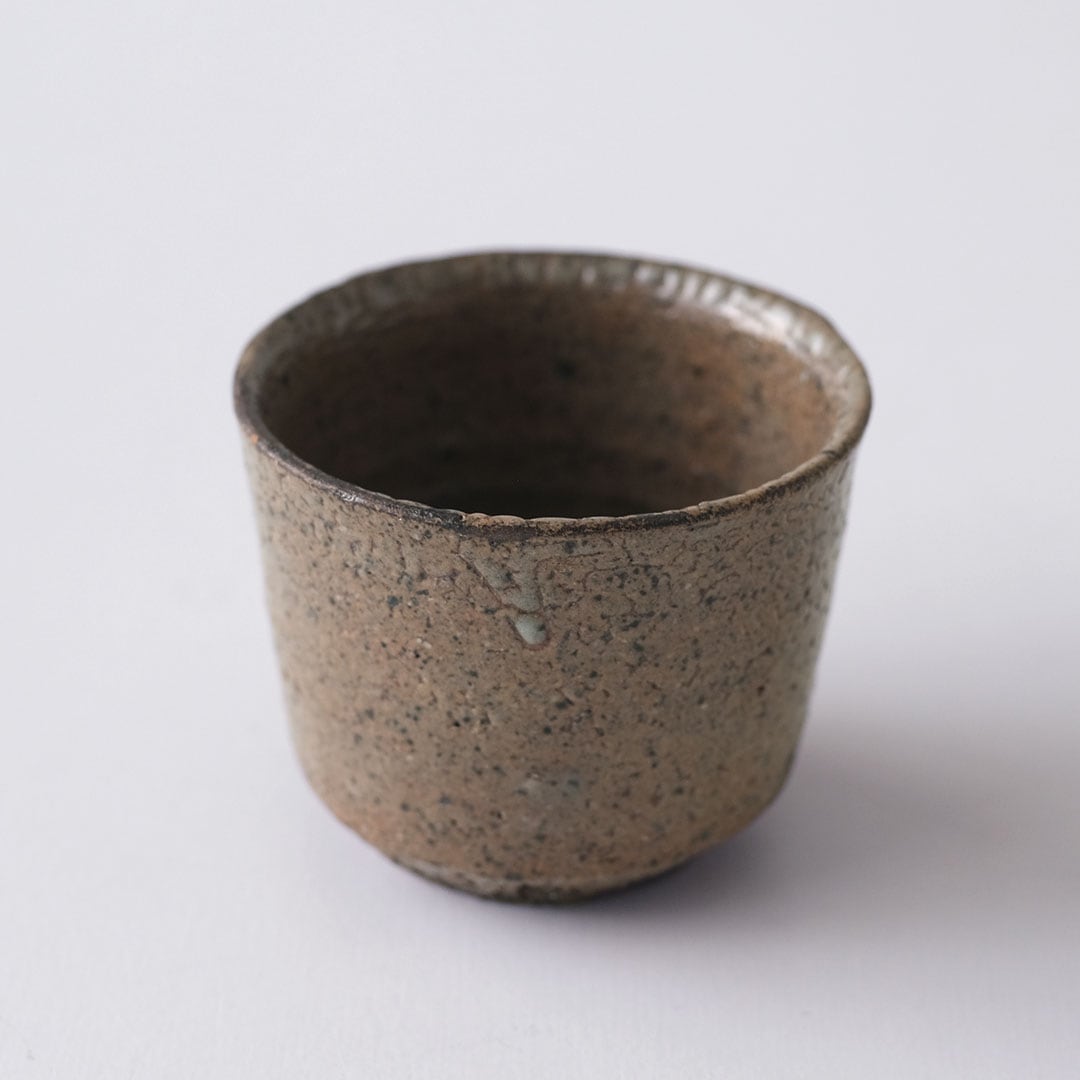無地唐津 ぐい呑み/一点もの | 唐津焼 雅樂窯 ( うたがま ) | 糸島