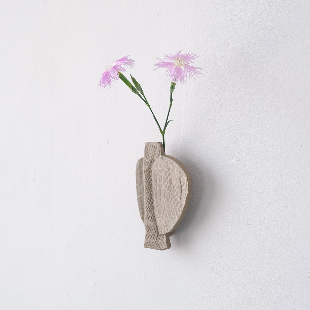 陶板掛け花入 | からつ焼 高麗窯 | 糸島くらし×ここのき 公式通販サイト