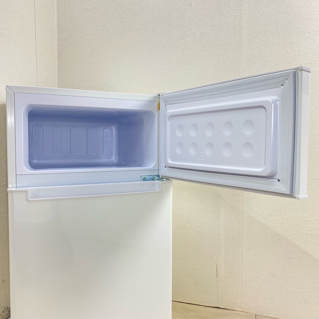 中古 高年式 amadana タグレーベル バイ アマダナ 85L 2ドア冷蔵庫 AT