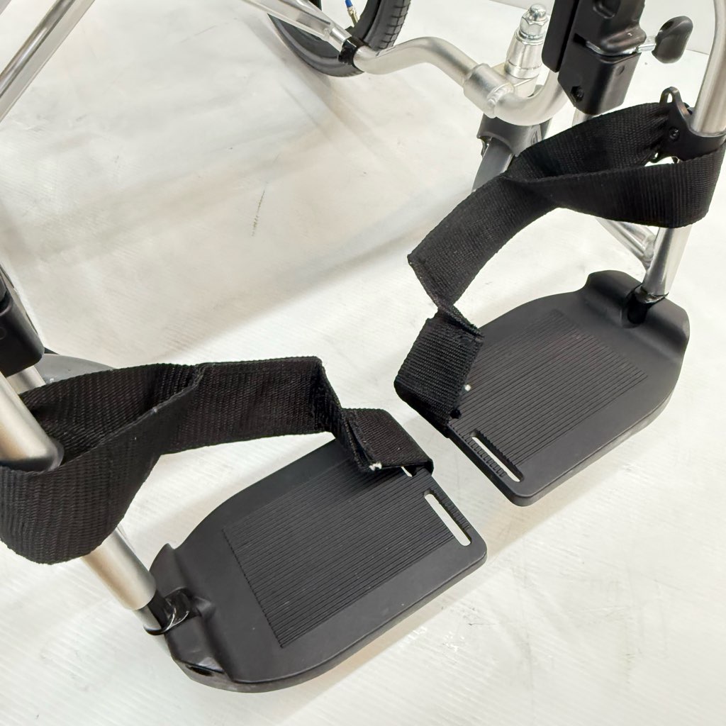 中古美品 高年式 松永製作所 アルミ製多機能車いす 介助用車椅子