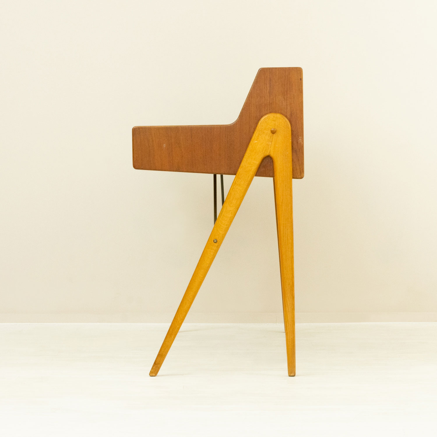 Arne Wahl Iversen デスク チーク 北欧ビンテージ家具CLOVERKY